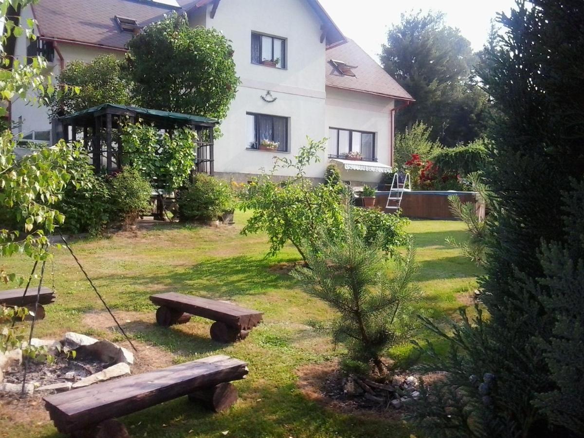 Pension U Josefa Kostalov Exterior photo